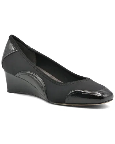 Adrienne Vittadini Peni Patent Pump In Black
