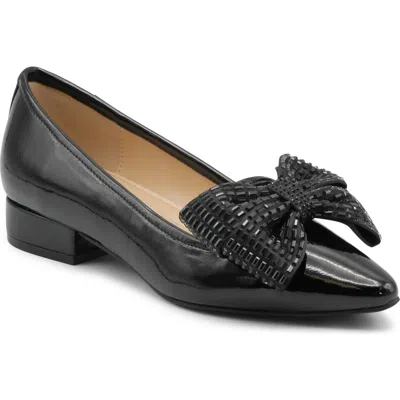Adrienne Vittadini Pinos Bow Pump In Black