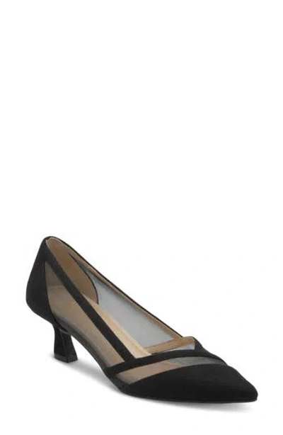 Adrienne Vittadini Slew Pump In Black