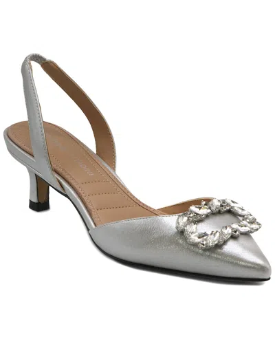 Adrienne Vittadini Suzer Pump In Silver
