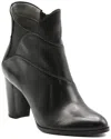 Adrienne Vittadini Trella Leather Boot In Black