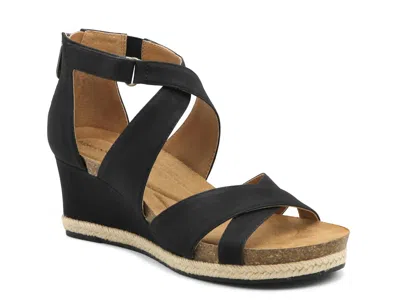 Adrienne Vittadini Trots Wedge Sandal In Black