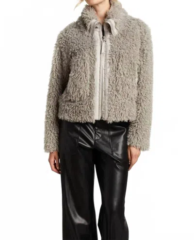 Adroit Atelier Carrie Faux Fur Coat In Cloud In Gray