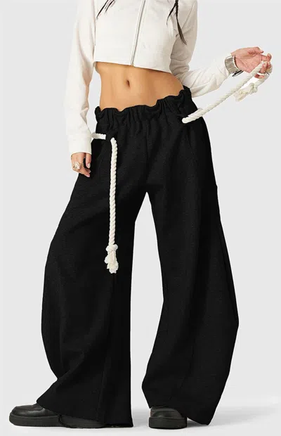 Aelfric Eden Women's Basic Super Baggy Barrel Sweatpants In Black