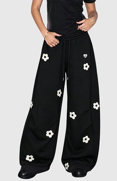 Aelfric Eden Women's Floral Embroidered Baggy Barrel Sweatpants In Black
