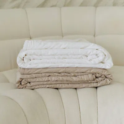Aeptom Tencel Lyocell Comforter In White