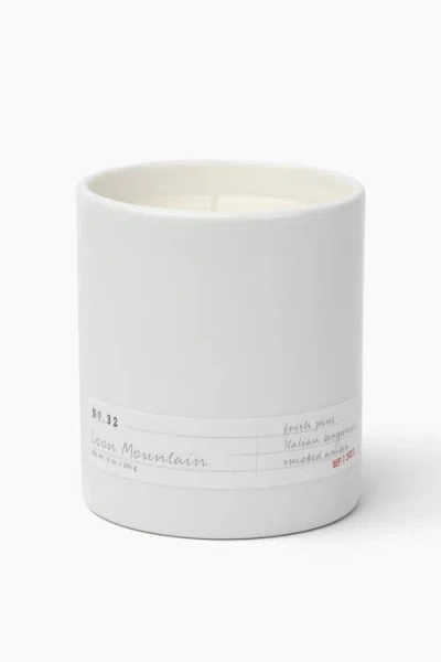 Aerangis No. 32 Loon Mountain Scented Candle In White