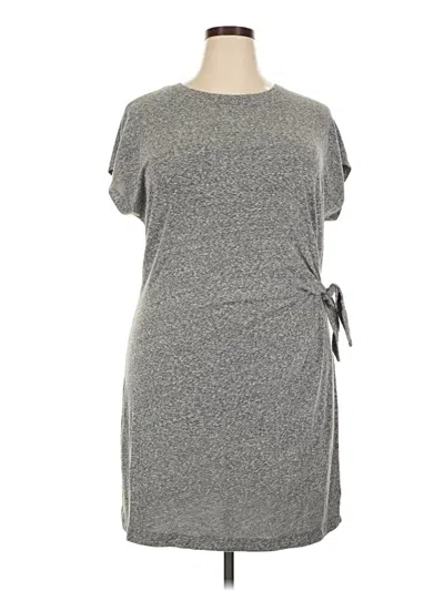 Pre-owned Aerie Casual Dress In Gray