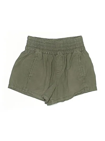 Pre-owned Aerie Khaki Shorts In Green