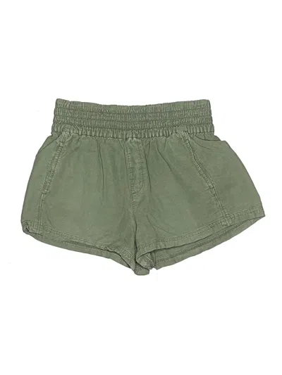 Pre-owned Aerie Khaki Shorts In Green