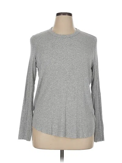 Pre-owned Aerie Long Sleeve T-shirt In Gray