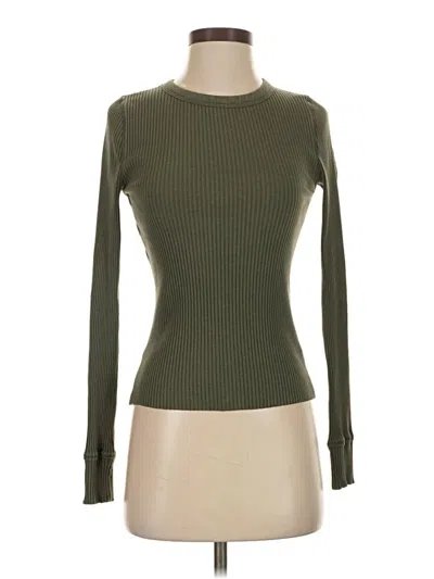 Pre-owned Aerie Long Sleeve T-shirt In Green