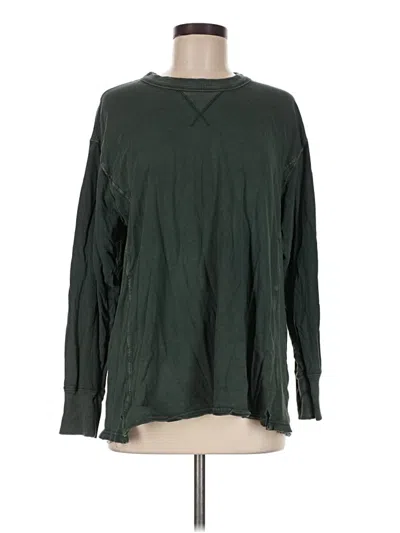 Pre-owned Aerie Long Sleeve T-shirt In Green