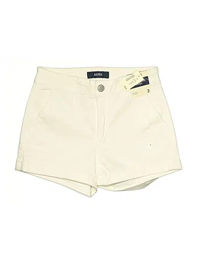 Pre-owned Aero Khaki Shorts In White
