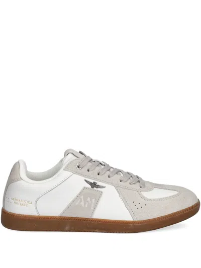 Aeronautica Militare Logo-appliqué Sneakers In White