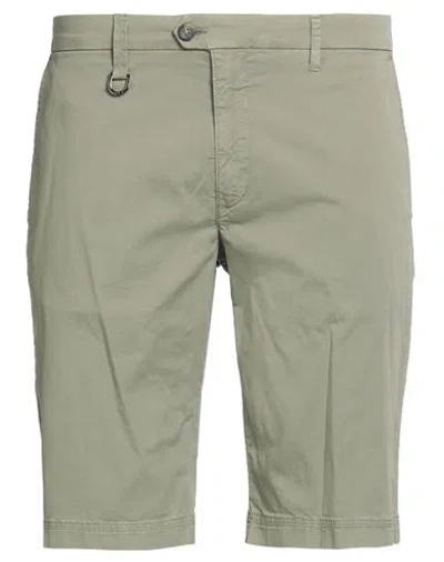 Aeronautica Militare Man Shorts & Bermuda Shorts Military Green Size 40 Cotton, Elastane