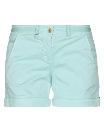 Aeronautica Militare Shorts & Bermuda Shorts In Light Green