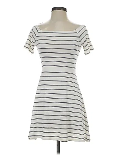 Pre-owned Aéropostale Casual Dress In White