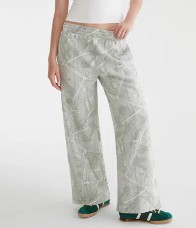Aéropostale Forest Camo Mid-rise Wide Leg Sweatpants