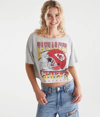 Aéropostale Kansas City Chiefs Cropped Off-the-shoulder Graphic Tee In Gray