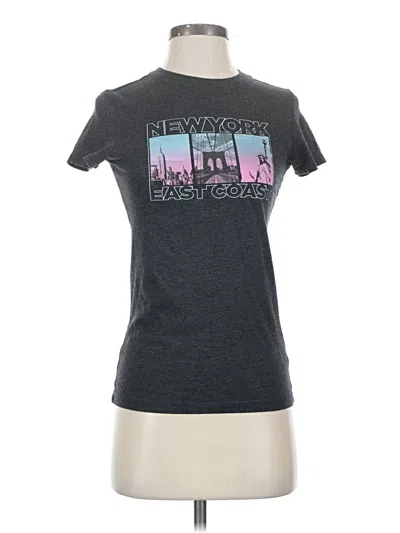 Pre-owned Aéropostale Short Sleeve T-shirt In Gray