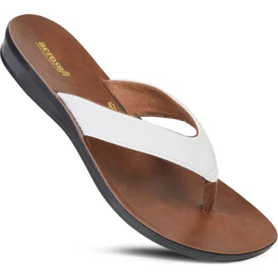 Aerosoft Capri Comfortable Flip-flop In White