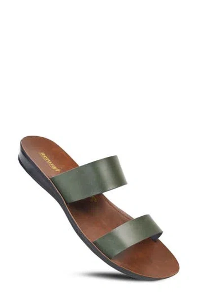 Aerosoft Ella Comfort Flat In Green