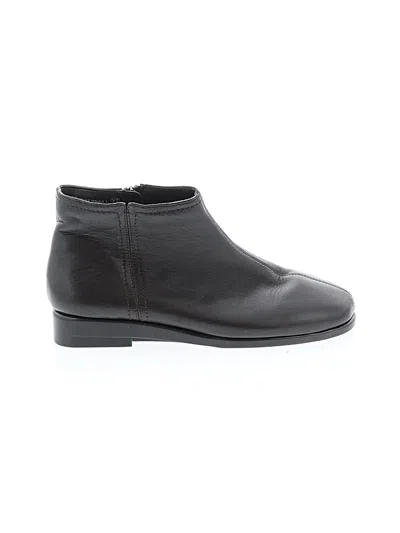Pre-owned Aerosoles Ankle Boots In Black