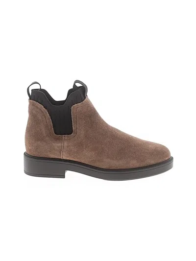 Pre-owned Aerosoles Ankle Boots In Brown