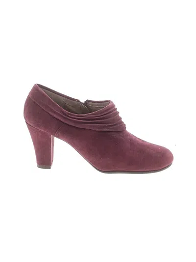 Pre-owned Aerosoles Ankle Boots In Burgundy
