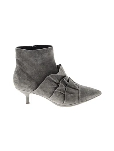 Pre-owned Aerosoles Ankle Boots In Gray