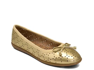 Aerosoles Beyla Ballet Flat In Gold