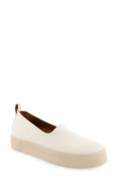Aerosoles Blakely Hidden Wedge Flatform Sneaker In Eggnog Smooth Stretch Faux Leather-polyu
