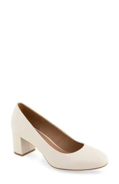 Aerosoles Ebrill Pump In Gold