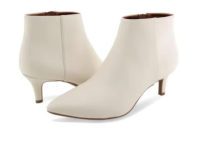 Aerosoles Edith Women's Boots Eggnog Faux Leather: 11 D - Wide In White