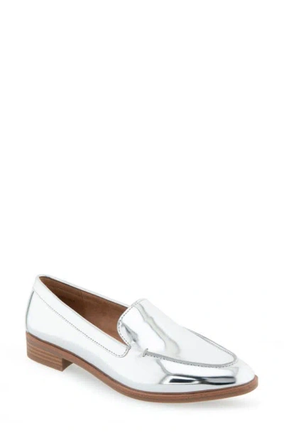 Aerosoles Everest Loafer In Silver Metallic