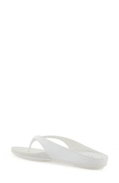 Aerosoles Fisher Sandal In White Faux Leather