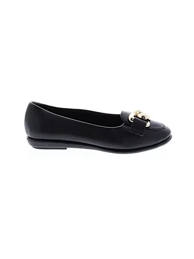 Pre-owned Aerosoles Flats In Black
