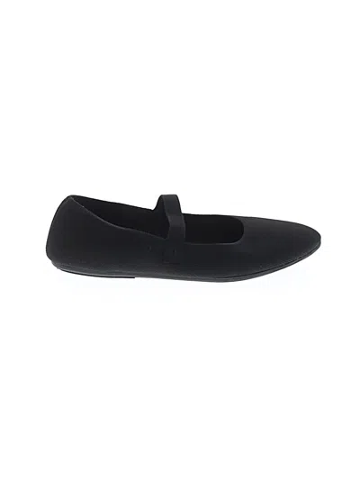 Pre-owned Aerosoles Flats In Black