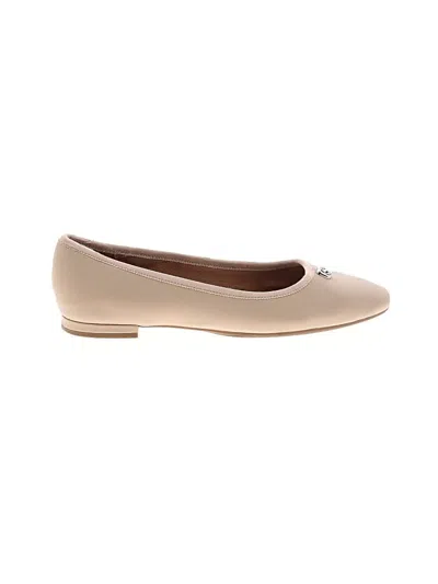 Pre-owned Aerosoles Flats In Ivory
