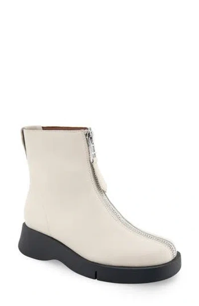 AEROSOLES AEROSOLES FRANCIS ZIP-UP BOOTIE