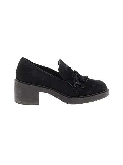 Pre-owned Aerosoles Heels In Black