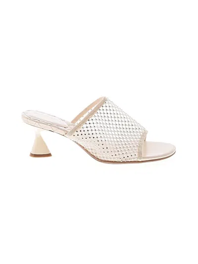 Pre-owned Aerosoles Heels In White