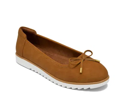 Aerosoles Jade Flat In Brown