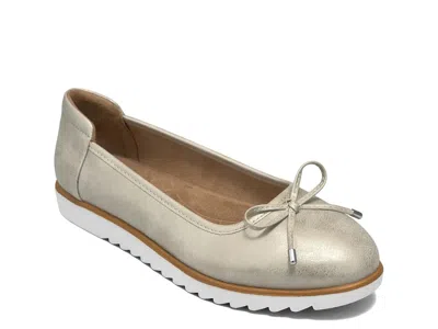Aerosoles Jade Flat In Gold