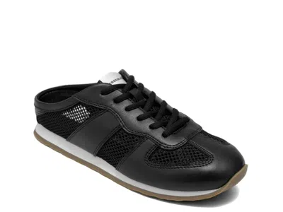 Aerosoles Jettson Slipon Sneaker In Black