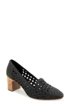 Aerosoles Melo Embroidered Pump In Black Embroidered Raffia