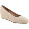 Aerosoles Roma Wedge Pump