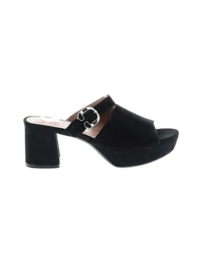 Pre-owned Aerosoles Sandals In Black