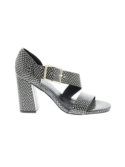 Pre-owned Aerosoles Sandals In Gray